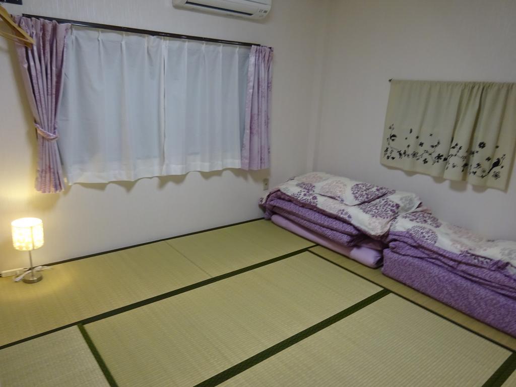 Hanazono *